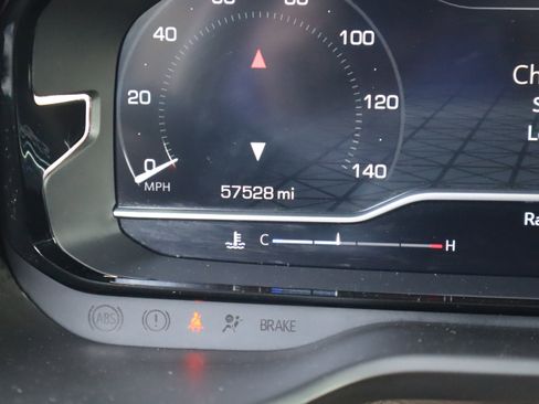 Used 2023 GMC Yukon Denali image 27