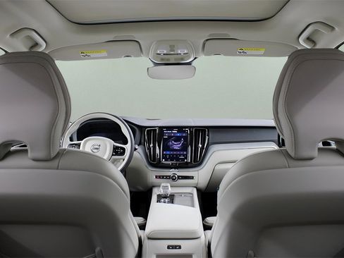 New 2025 Volvo XC60 T8 Ultra w/ Protection Package Premier image 11