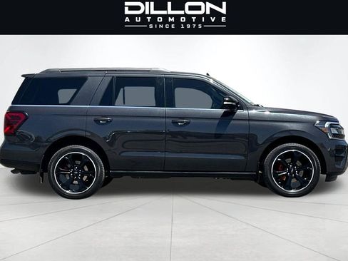 Used 2023 Ford Expedition Limited AWD/4WD image 3