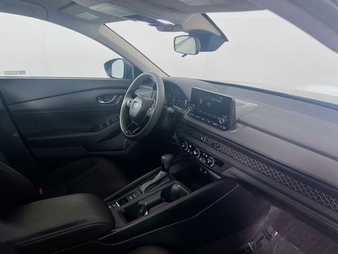 Used 2024 Honda Accord LX image 9