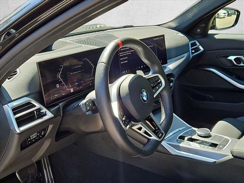 Used 2025 BMW M340i image 10