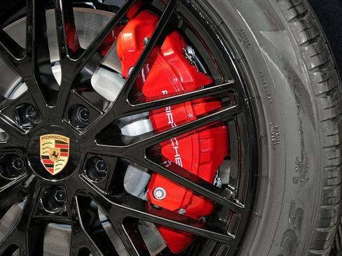 New 2026 Porsche Cayenne GTS AWD/4WD image 15