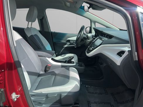 Used 2017 Chevrolet Bolt Premier w/ Driver Confidence II Package image 14