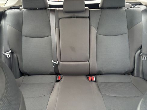 Used 2025 Toyota RAV4 LE image 32