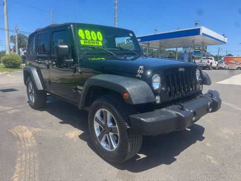 Used 2015 Jeep Wrangler Unlimited Sport w/ Max Tow Package AWD/4WD image 8
