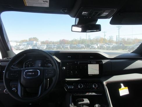 New 2026 GMC Sierra 1500 AT4 w/ AT4 Premium Package image 17