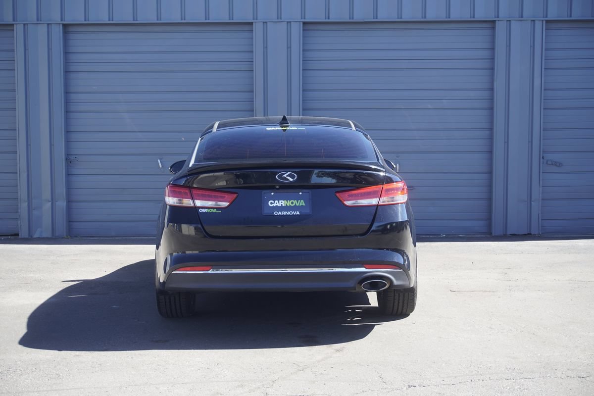 Used 2017 Kia Optima EX FWD image 4