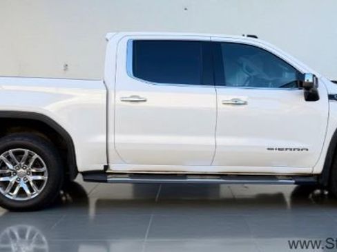 Used 2022 GMC Sierra 1500 SLT w/ SLT Premium Package image 7
