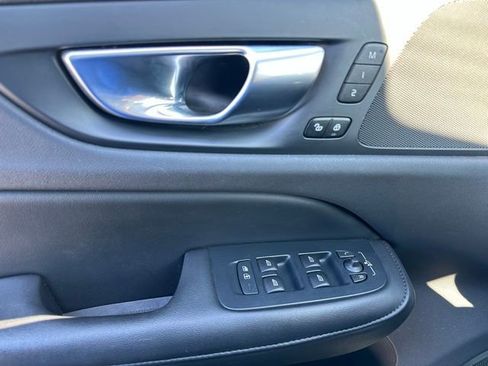 Used 2024 Volvo S60 B5 Plus image 14