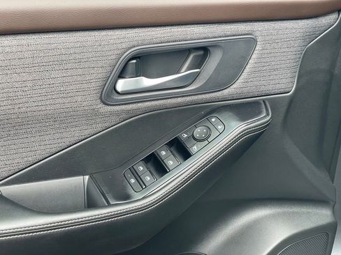 Certified 2023 Nissan Rogue SV AWD/4WD image 13