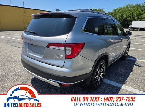 Used 2020 Honda Pilot Touring image 5