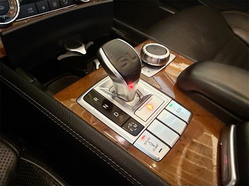 Used 2013 Mercedes-Benz SL 550 w/ Premium Pkg image 18