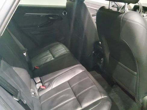 Used 2020 Land Rover Range Rover Evoque S image 17