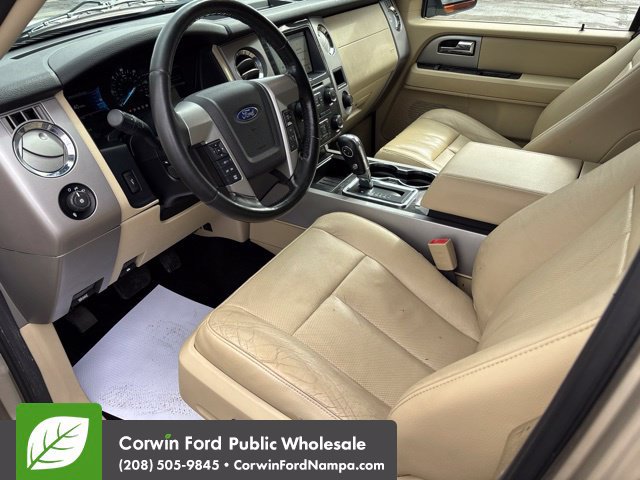Used 2017 Ford Expedition Limited w/ Equipment Group 301A AWD/4WD image 13