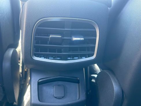 Used 2013 Lincoln MKZ FWD image 33