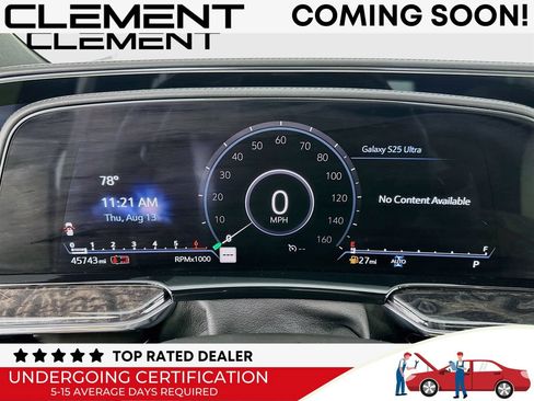 Used 2021 Cadillac Escalade Premium Luxury AWD/4WD image 18