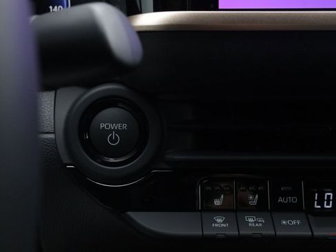 New 2026 Toyota Crown XLE image 5