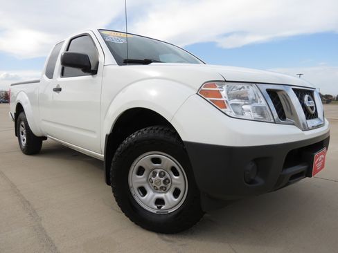 Used 2018 Nissan Frontier S w/ Work Truck Package image 2