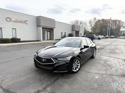 Used 2023 Acura TLX image 2