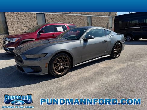 Used 2025 Ford Mustang Premium image 1