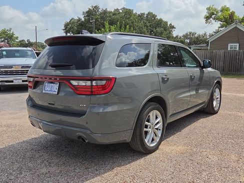 Used 2024 Dodge Durango GT RWD image 40