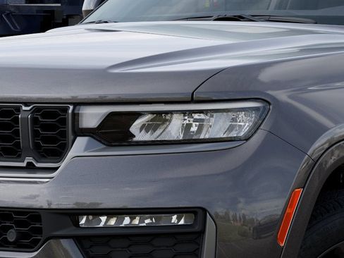 New 2026 Jeep Grand Cherokee L Limited AWD/4WD image 15