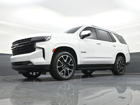 Used 2024 Chevrolet Tahoe RST w/ Luxury Package RWD image 25