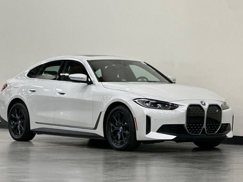 Used 2024 BMW i4 eDrive40 w/ Premium Package RWD image 2