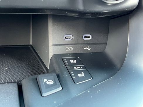 New 2026 Lexus LX 700h Luxury image 23