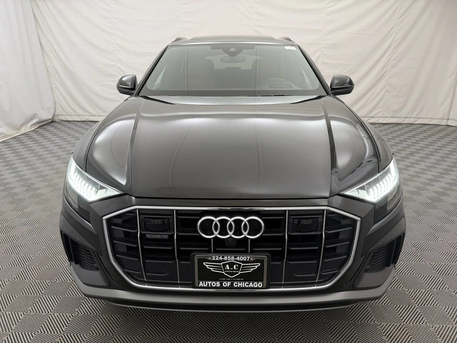 Used 2022 Audi Q8 Prestige AWD/4WD image 3