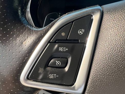 Used 2018 Chevrolet Camaro SS RWD image 24