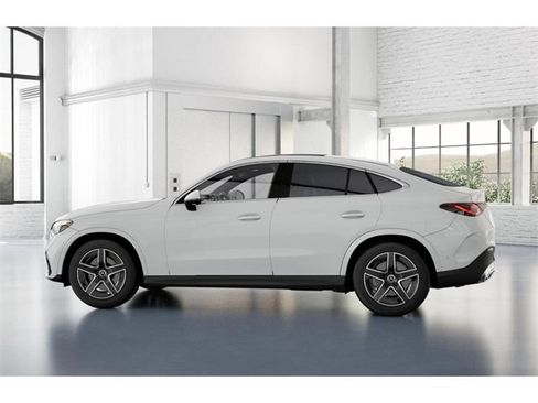 New 2025 Mercedes-Benz GLC 300 4MATIC image 33