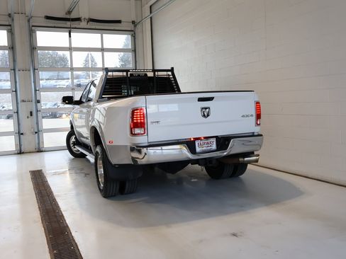 Used 2017 RAM 3500 Laramie image 43