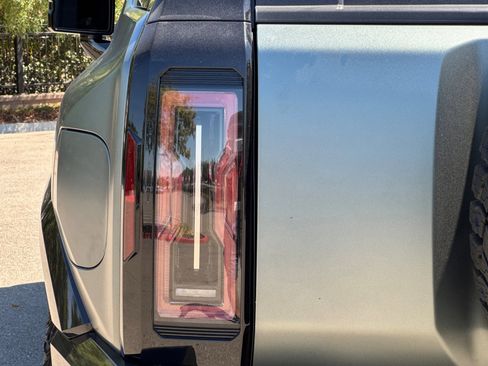 Used 2024 GMC Hummer EV 3X w/ Extreme Off-Road Package image 52