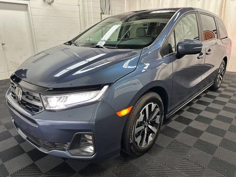 Used 2026 Honda Odyssey EX-L image 4