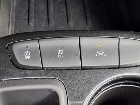 Used 2023 Chevrolet TrailBlazer LS image 11