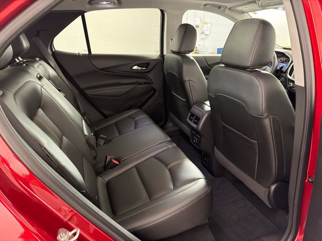 Used 2023 Chevrolet Equinox Premier AWD/4WD image 22