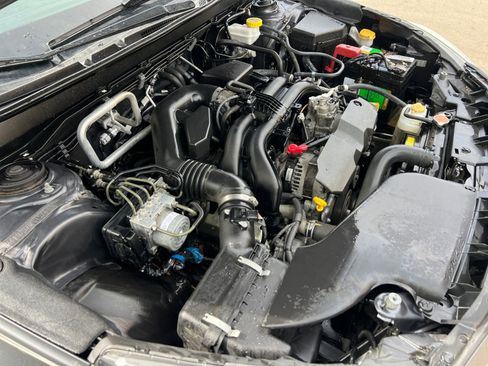 Used 2019 Subaru Outback 2.5i Limited AWD/4WD image 34