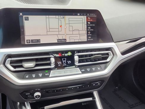 Certified 2022 BMW 230i Coupe w/ Convenience Package image 12