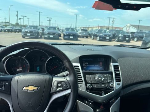 Used 2013 Chevrolet Cruze LT FWD image 13