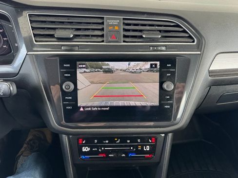 Used 2022 Volkswagen Tiguan SEL R-Line image 30