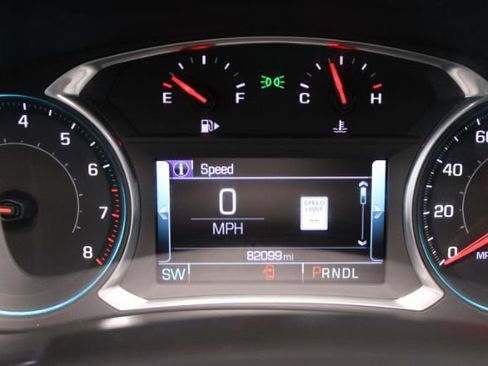 Used 2017 Chevrolet Malibu LT w/ Leather Package FWD image 23