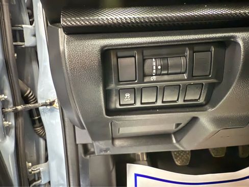 Used 2023 Subaru Crosstrek 2.0i Premium image 13