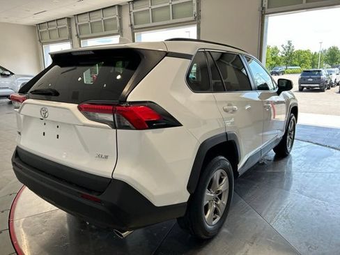 Used 2023 Toyota RAV4 XLE w/ Convenience Package FWD image 6