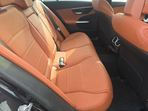 Used 2022 Mercedes-Benz C 300 4MATIC Sedan image 21