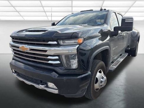 Used 2023 Chevrolet Silverado 3500 High Country image 3