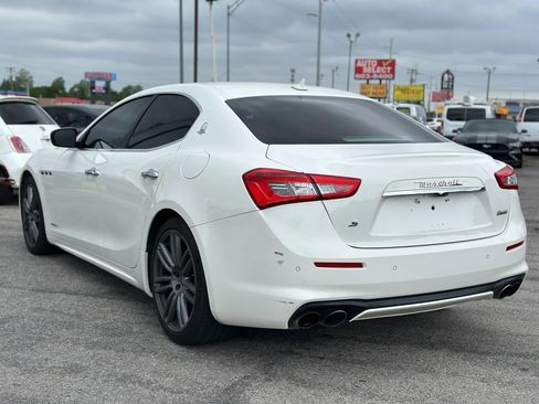 Used 2018 Maserati Ghibli S GranLusso RWD image 9
