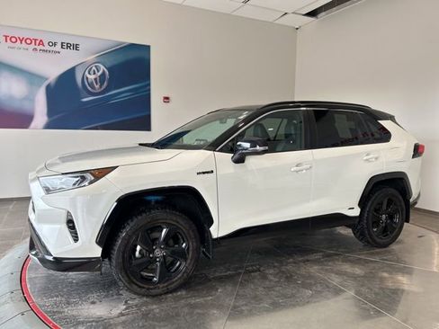 Used 2021 Toyota RAV4 XSE w/ XSE Grade Weather Package AWD/4WD image 3
