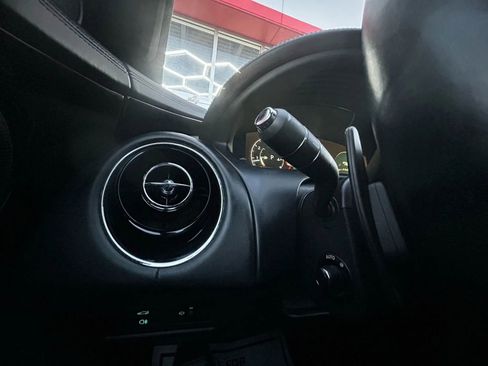 Used 2016 Jaguar XJ L Portfolio image 13