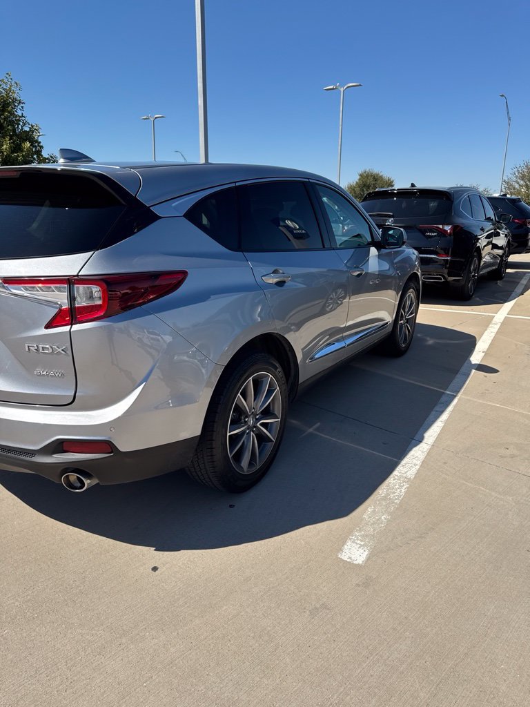 Used 2019 Acura RDX w/ Technology Package AWD/4WD image 4